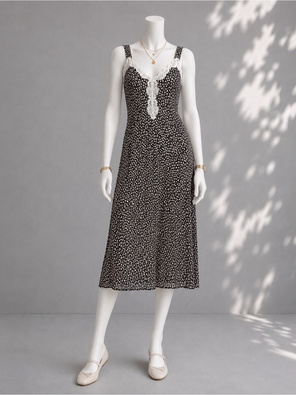 Vintage Black Ditsy Floral Slip Dress L Cottage Nightgown California Dynasty - Picture 2 of 7